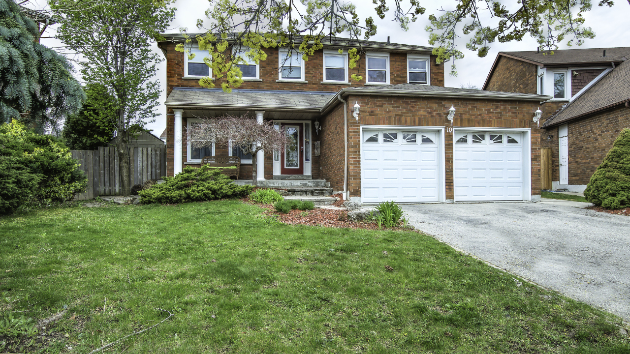 10 Laura Crt, Brampton, ON, L6S5E9 Scene 1