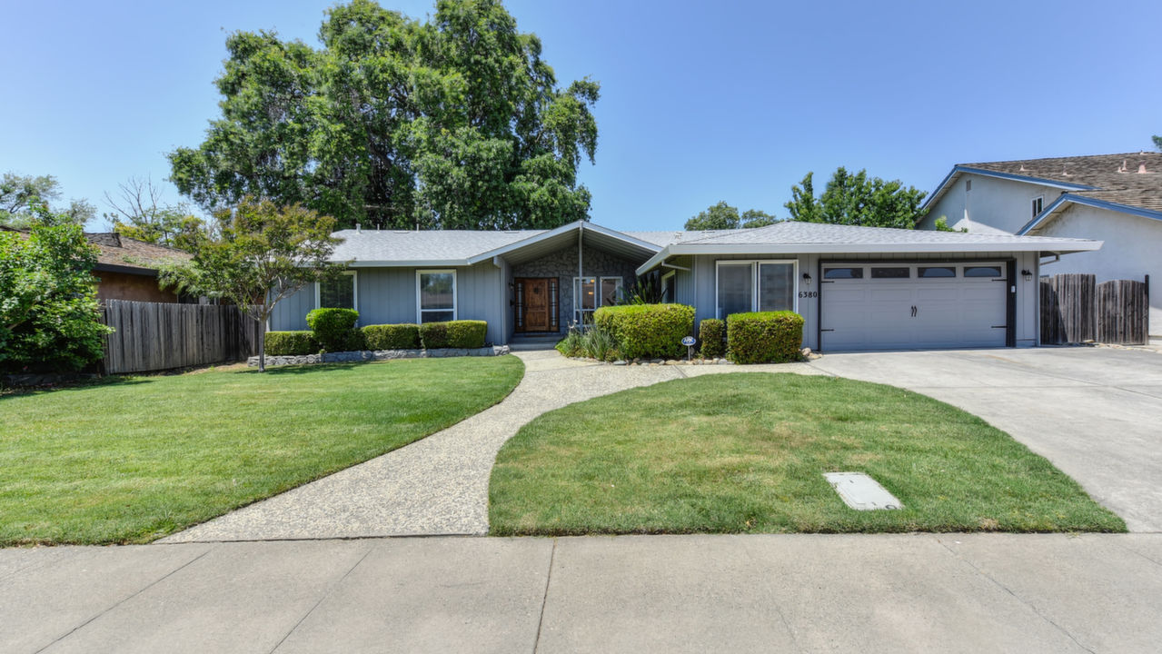 6380 Surfside Way, Sacramento, CA, 95831 Scene 1
