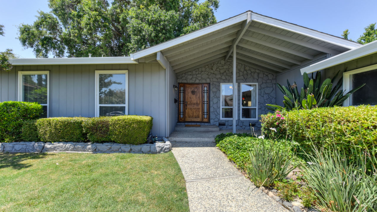 6380 Surfside Way, Sacramento, CA, 95831 Scene 4