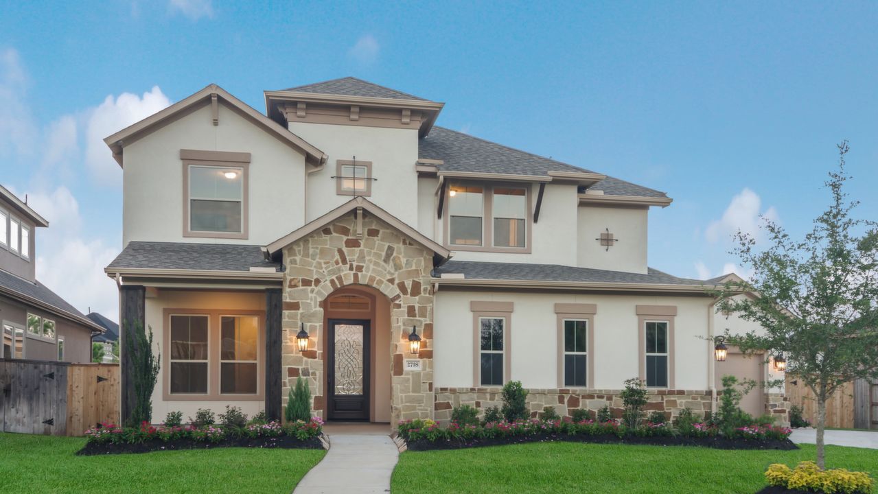 2718KingstonBluffLn_001