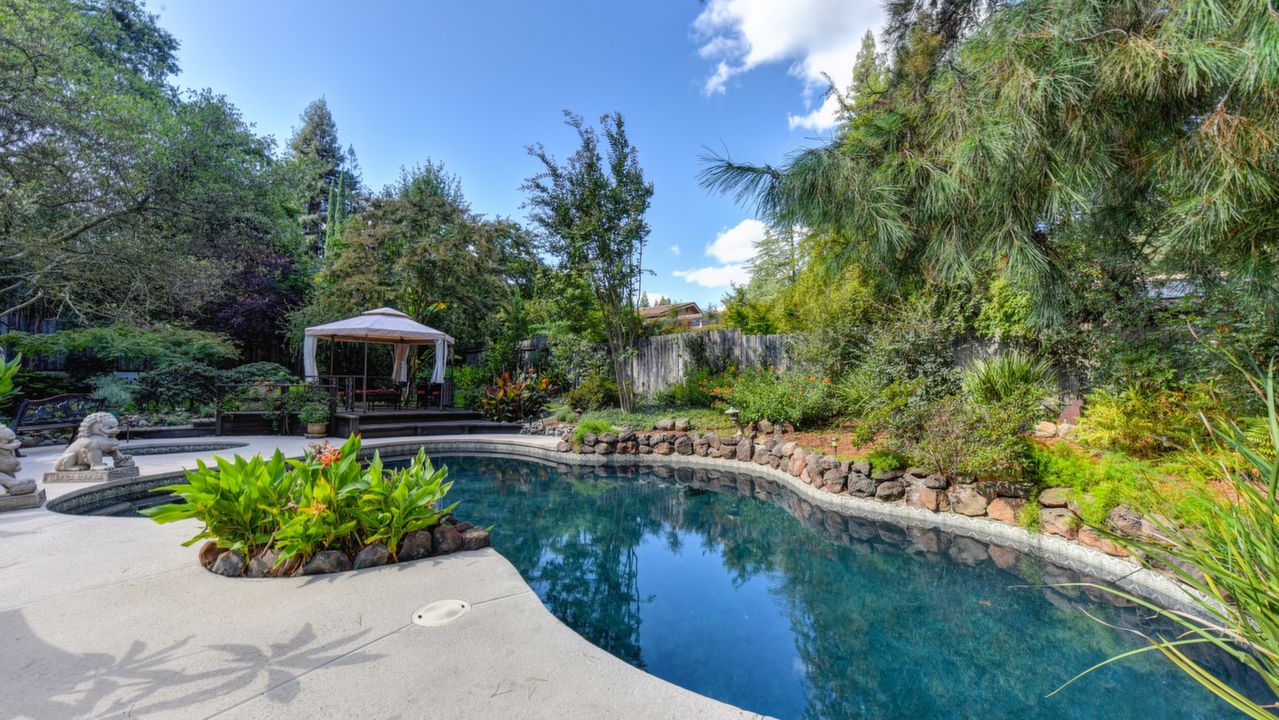 8463 Sunset Avenue, Fair Oaks, CA, 95628 Scene 2