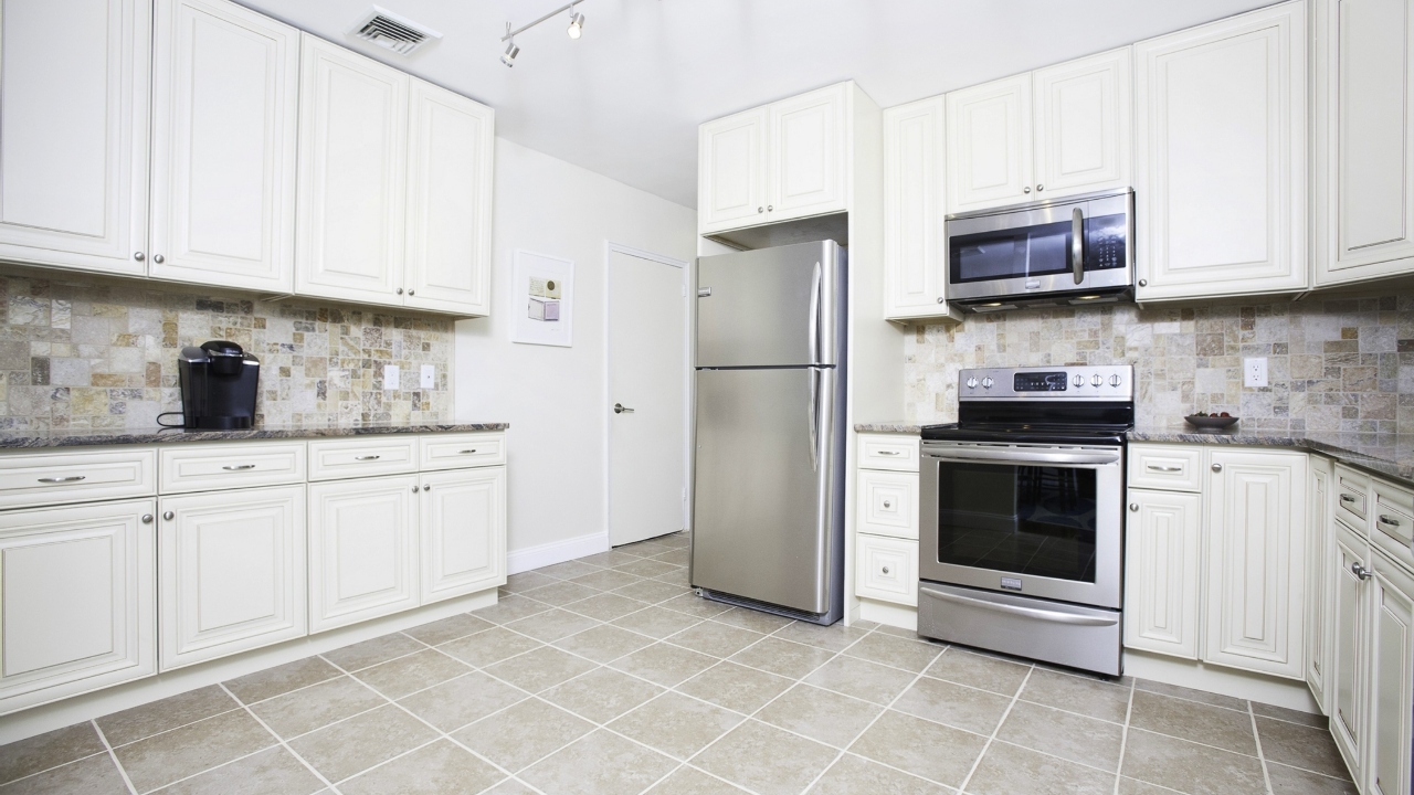 46 Bayview Avenue, Massapequa, NY, 11758 Scene 4