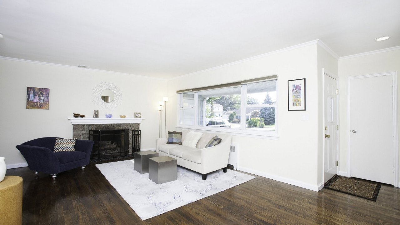 46 Bayview Avenue, Massapequa, NY, 11758 Scene 2