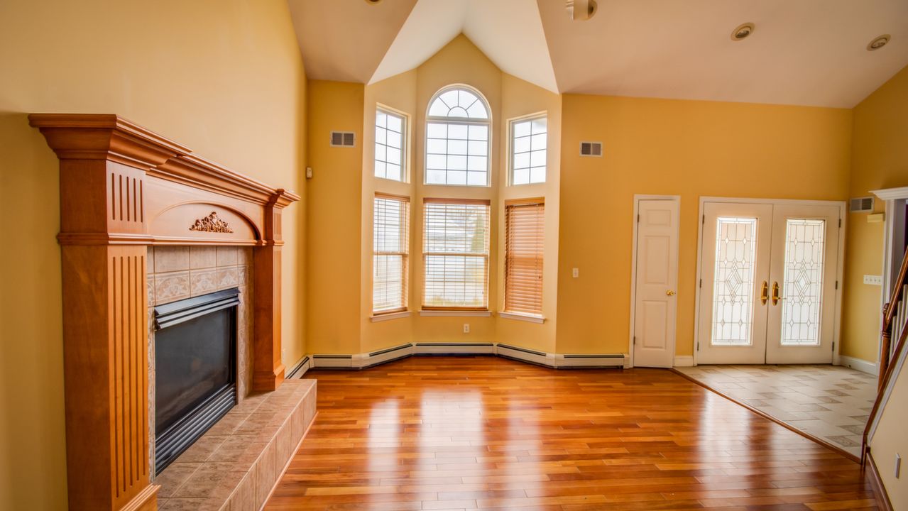 7 Summerfield Dr, Holtsville, NY, 11742 Scene 4