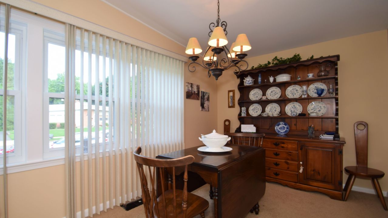 1012 Grant Ave, Philadelphia, PA, 19115 Scene 3