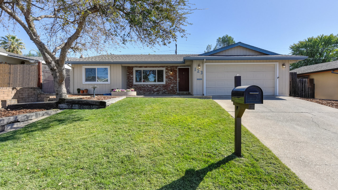 123 Fargo Way, Folsom, CA, 95630 Scene 1