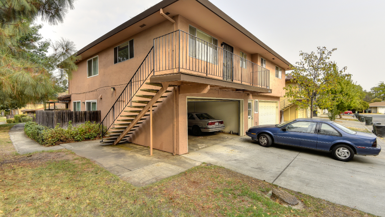 4706 Greenholme Drive, Sacramento, CA, 95842 Scene 2