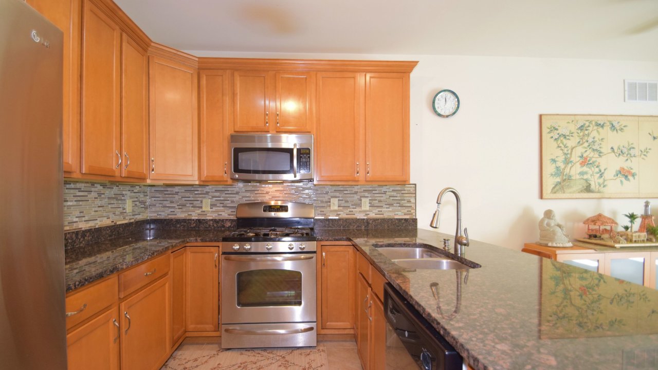 304 Oxford Rd, Villanova, PA, 19085 Scene 2