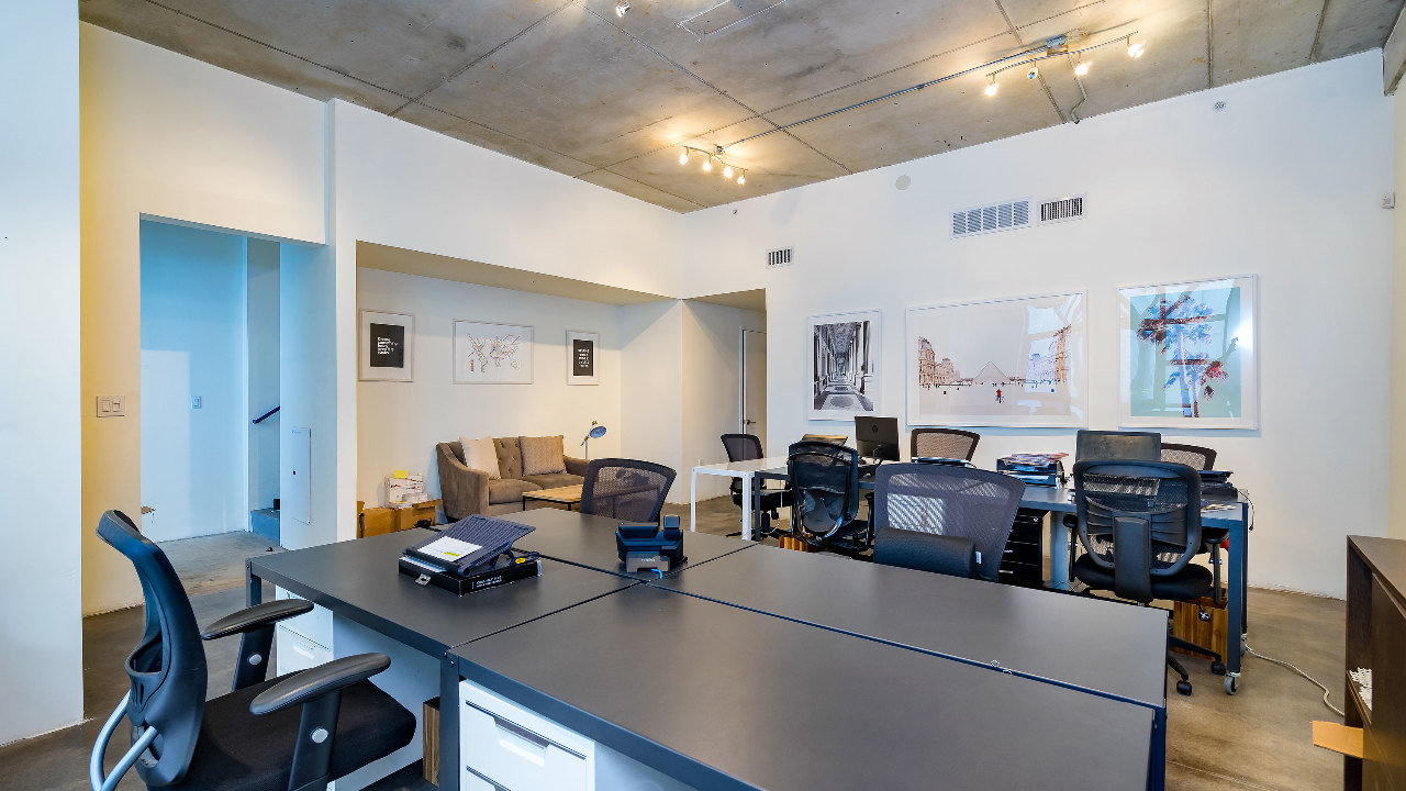 3449-NE-1st-Ave-#110-(L33)-01