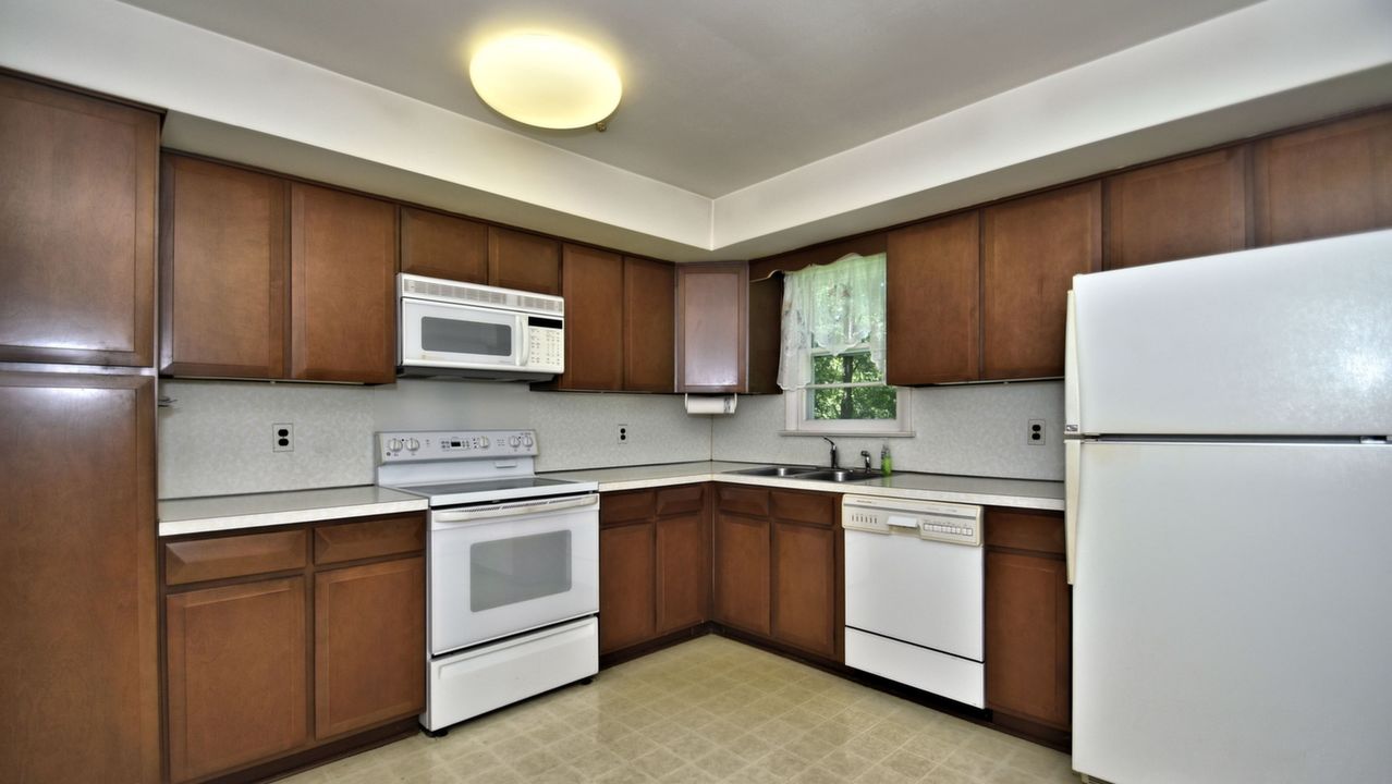 981 Limekiln Pike, Ambler, PA, 19002 Scene 3