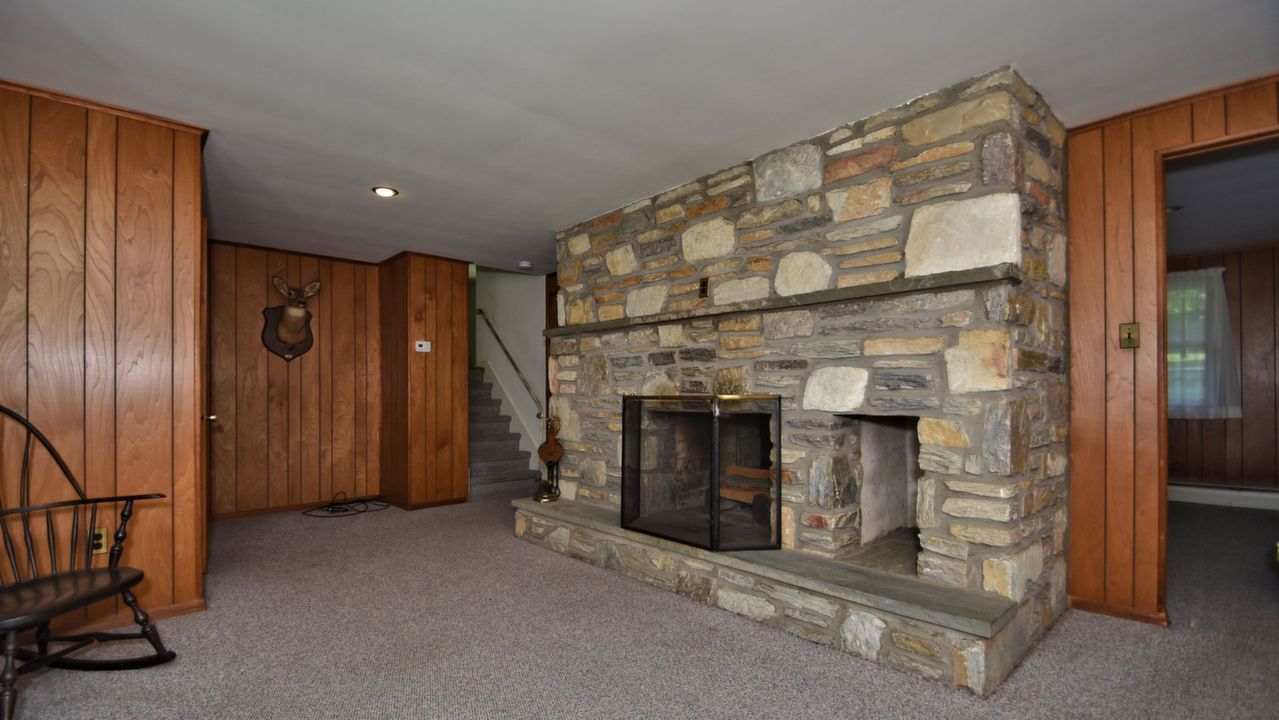 981 Limekiln Pike, Ambler, PA, 19002 Scene 4