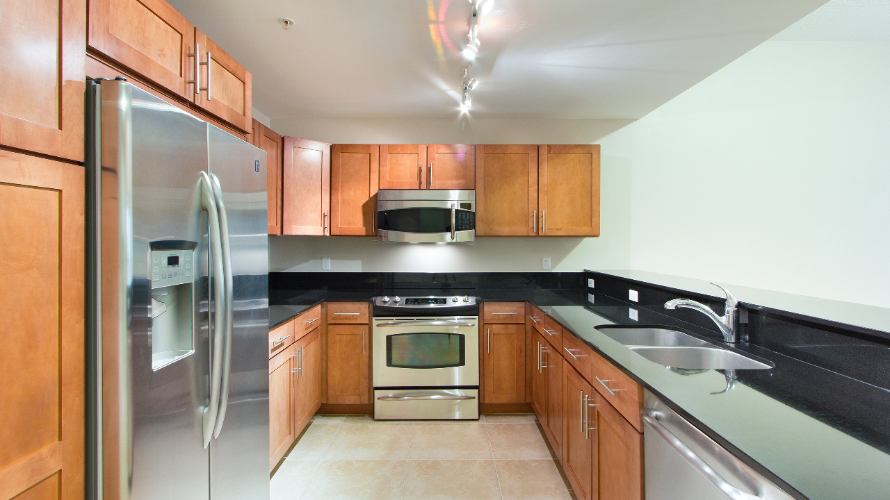 8395-SW-73rd-Ave-#112-05