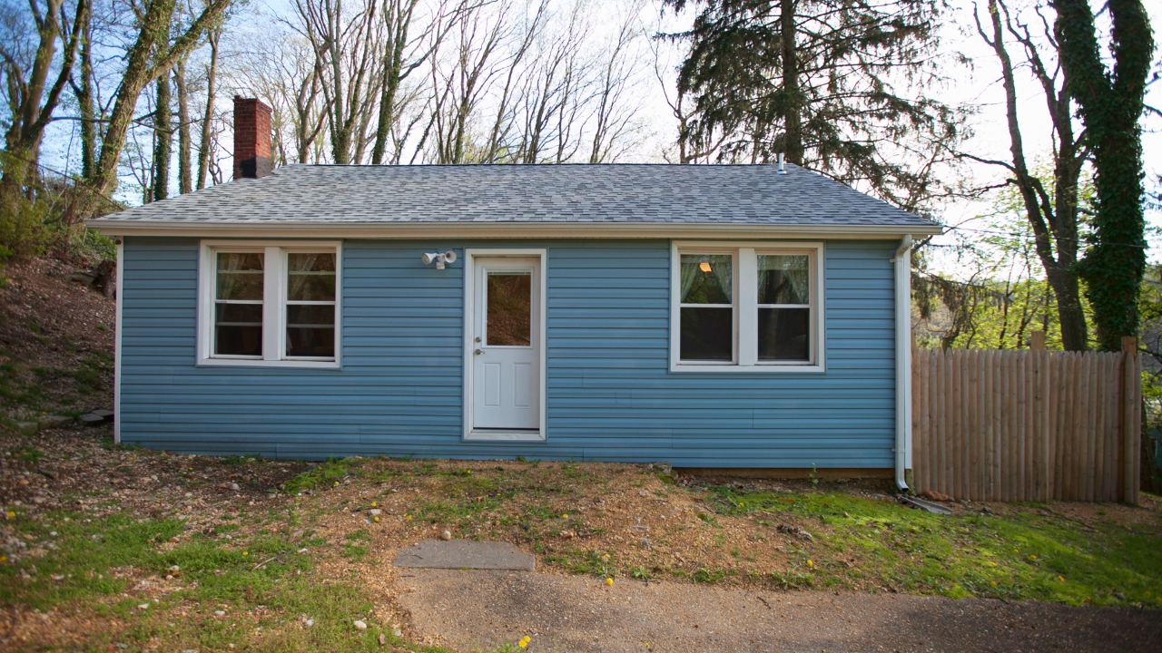 28 Pine Dr, Oyster Bay, NY, 11771 Scene 1