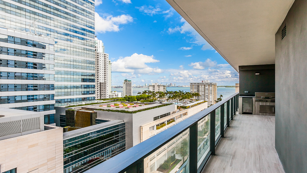 Echo-Brickell-#1106-03