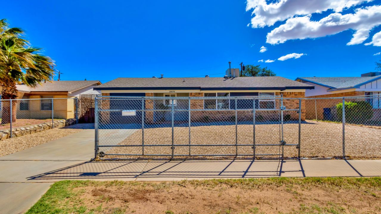 10076 Ontario St, El Paso, TX, 79924 Scene 1