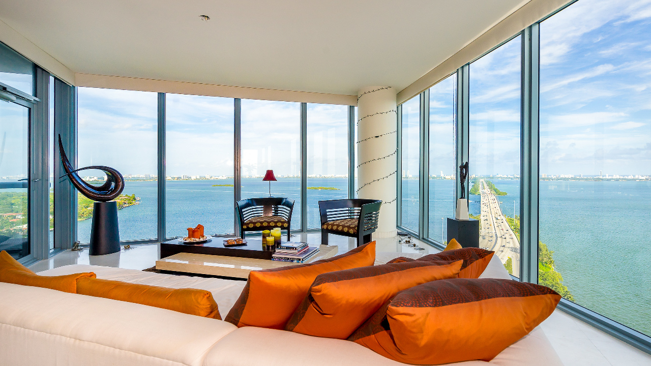 Blue-Condo-#2612-04