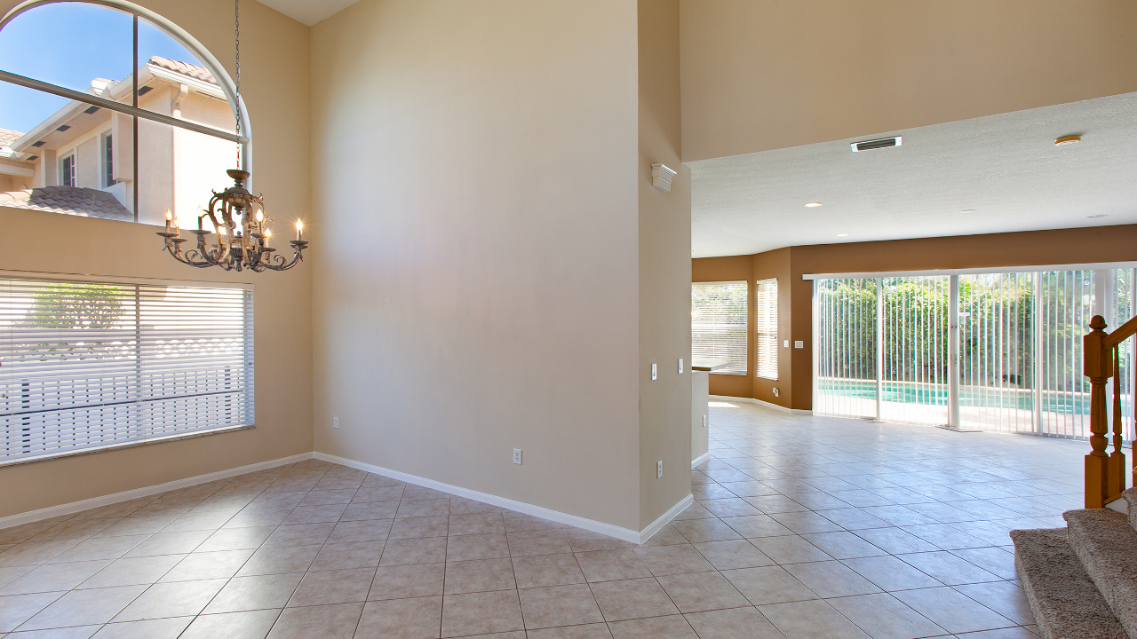 2561-NW-123rd-Ter-04
