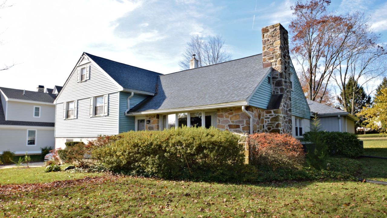 800 N Wayne Ave, Wayne, PA, 19087 Scene 2