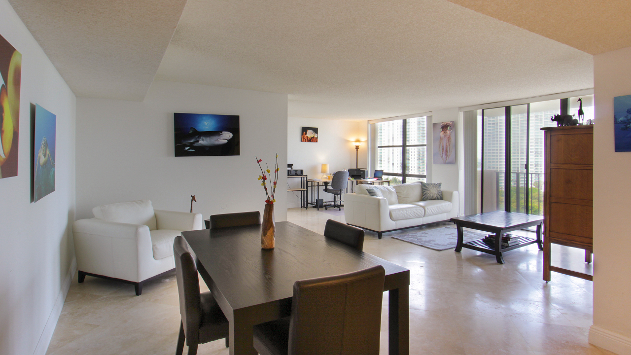 Biscayne-Cove-Unit-1604-01