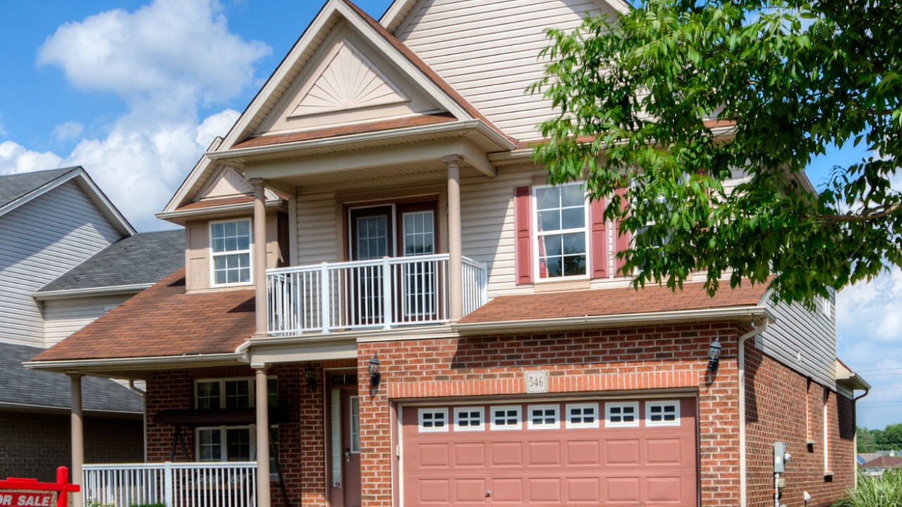 546 Winterburg Walk, Waterloo, ON, N2V 2N9 Scene 2