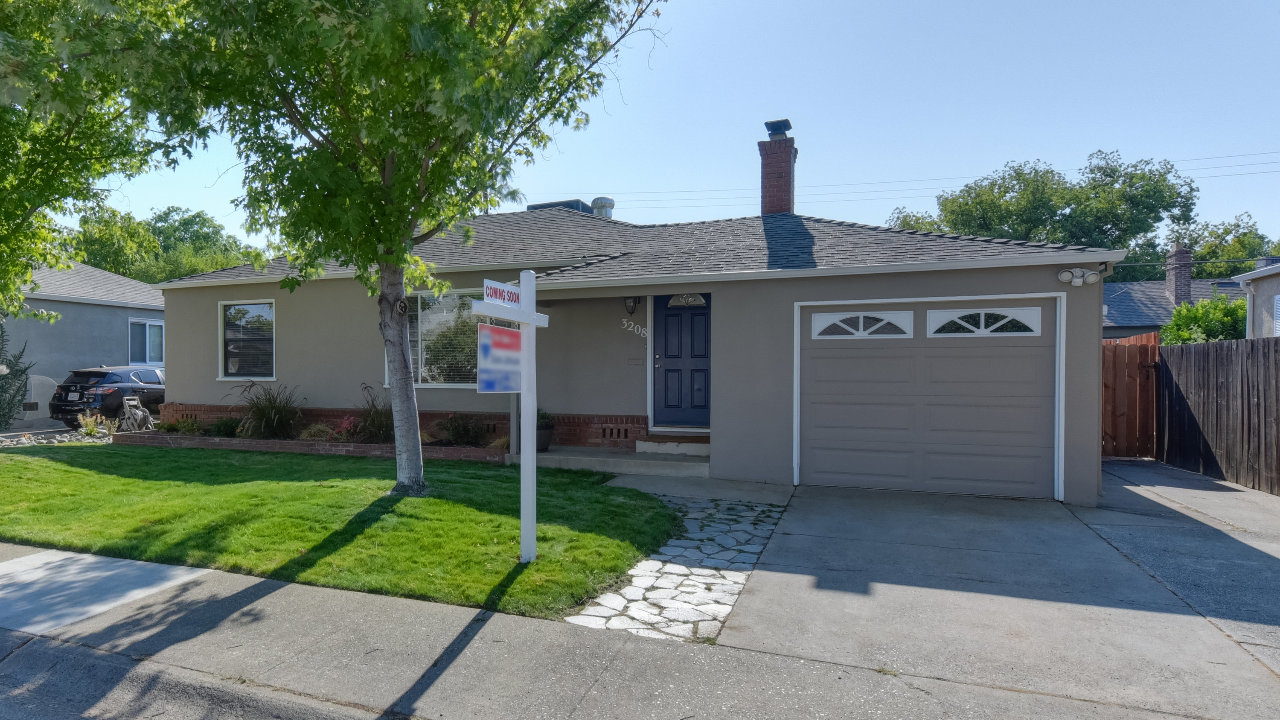 3208 61st Street, Sacramento, CA, 95820 Scene 2