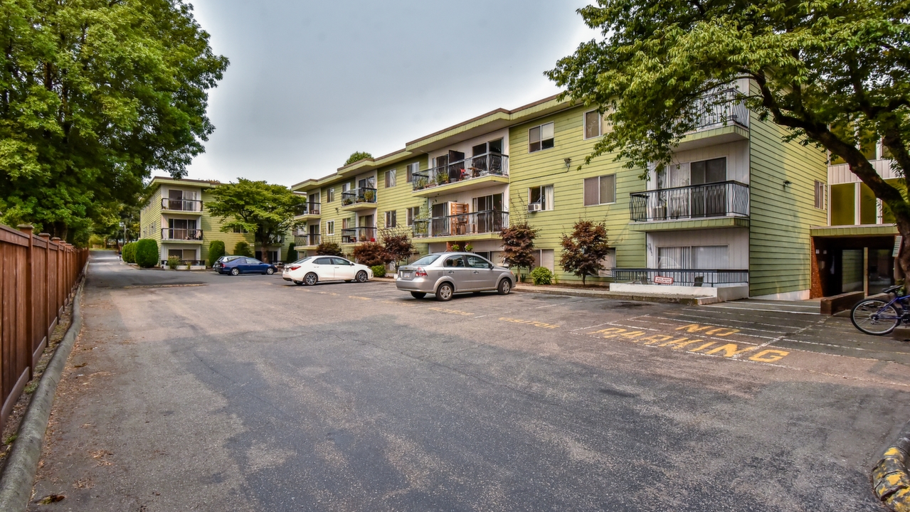 #246B - 8635 120 St., Surrey, BC, V4C 2Y1 Scene 1