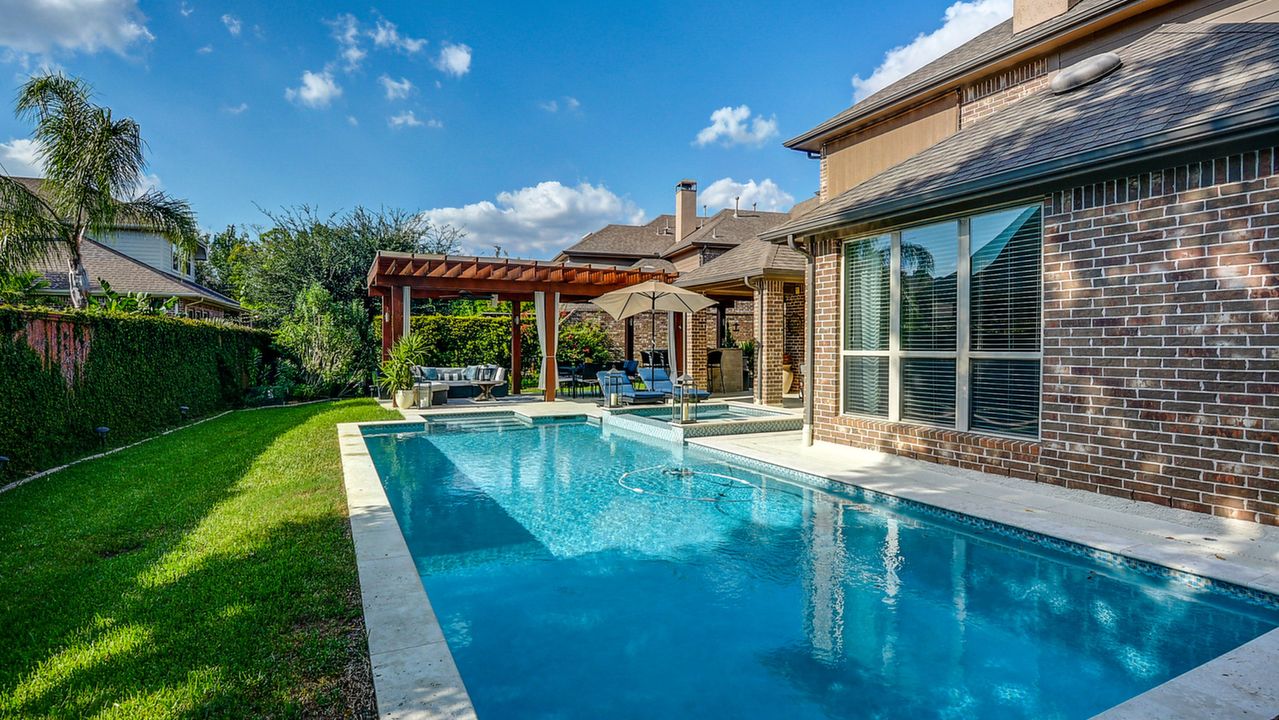 02-  131 Crystal Canyon