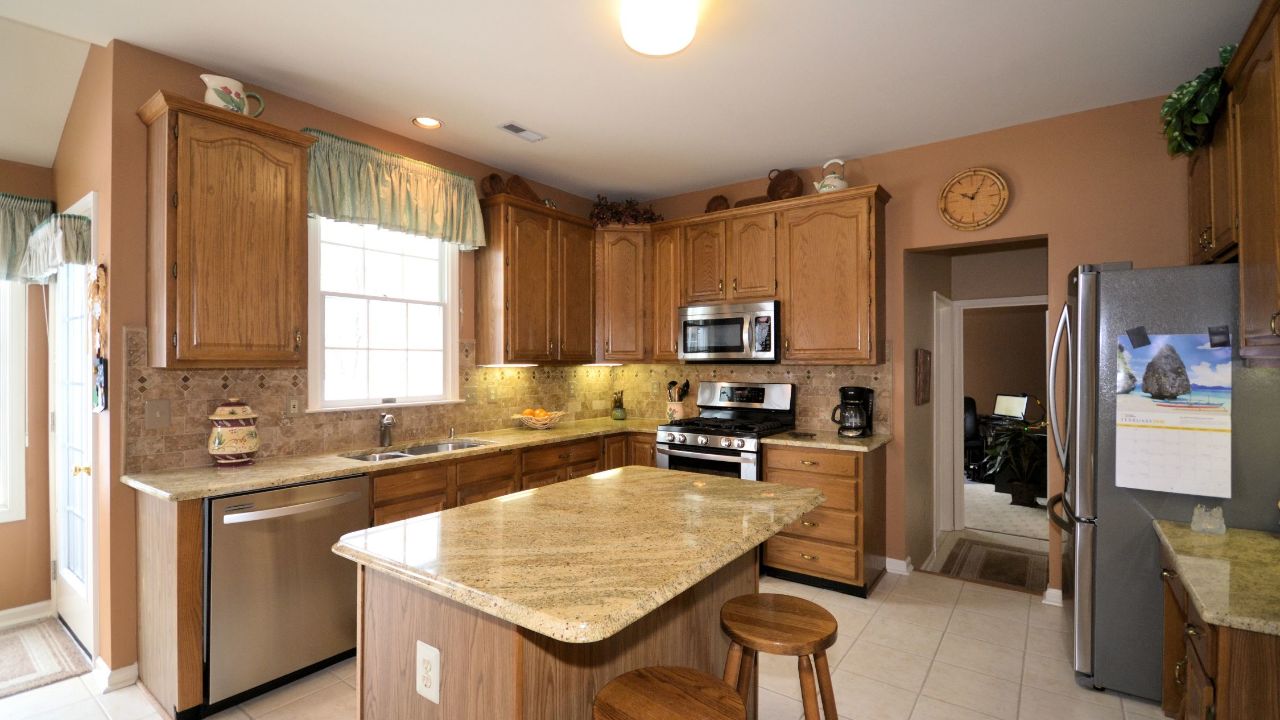 214 Oakmont Dr, Blue Bell, PA, 19422 Scene 3