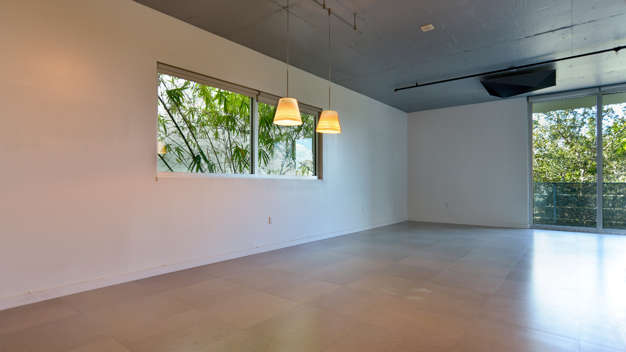 1700-Meridian-Ave-#310-01