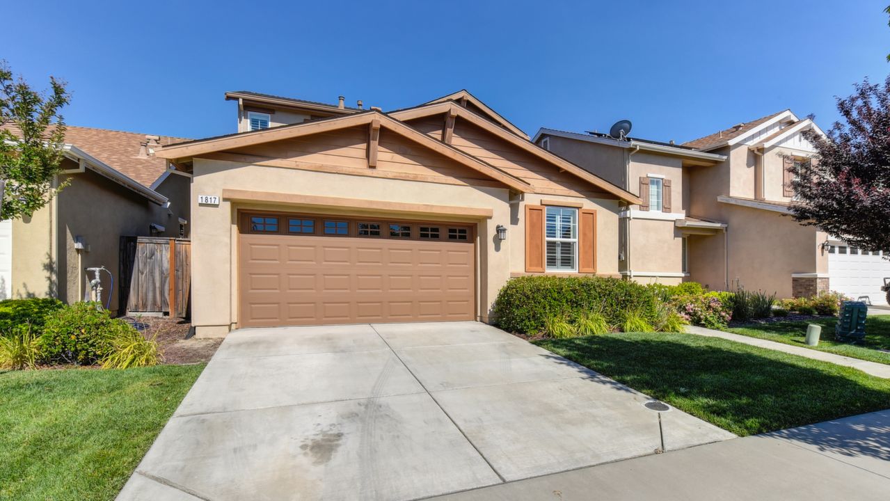 1817 Glenmark Way, Roseville, CA, 95747 Scene 4