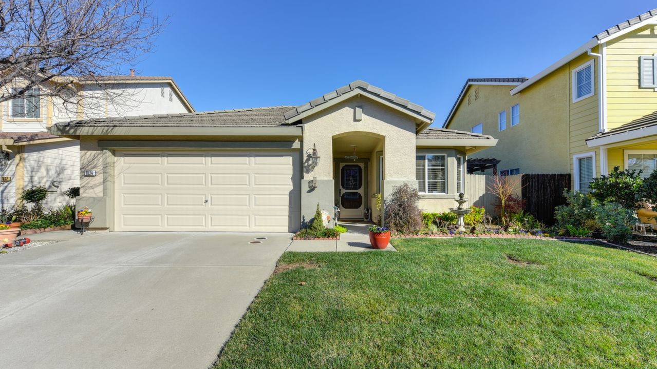 1824 Ambridge Drive, Roseville, CA, 95747 Scene 1