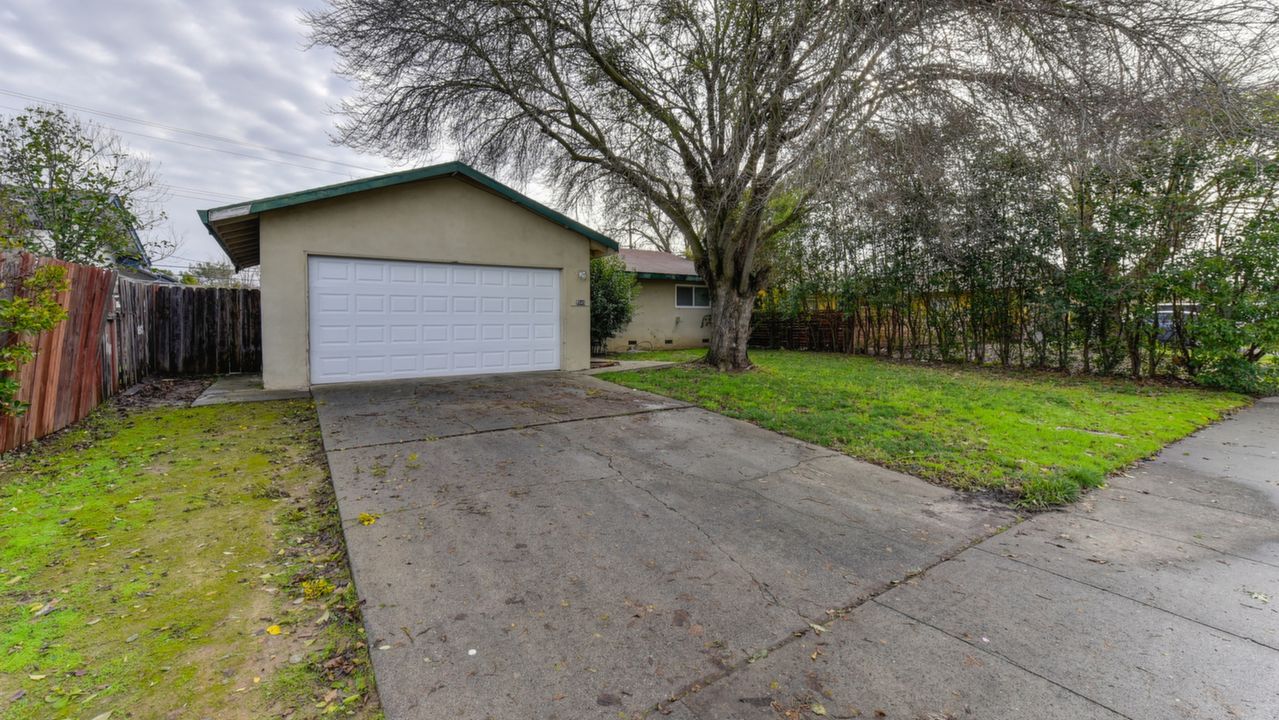 7545 18th Street, Sacramento, CA, 95822 Scene 2