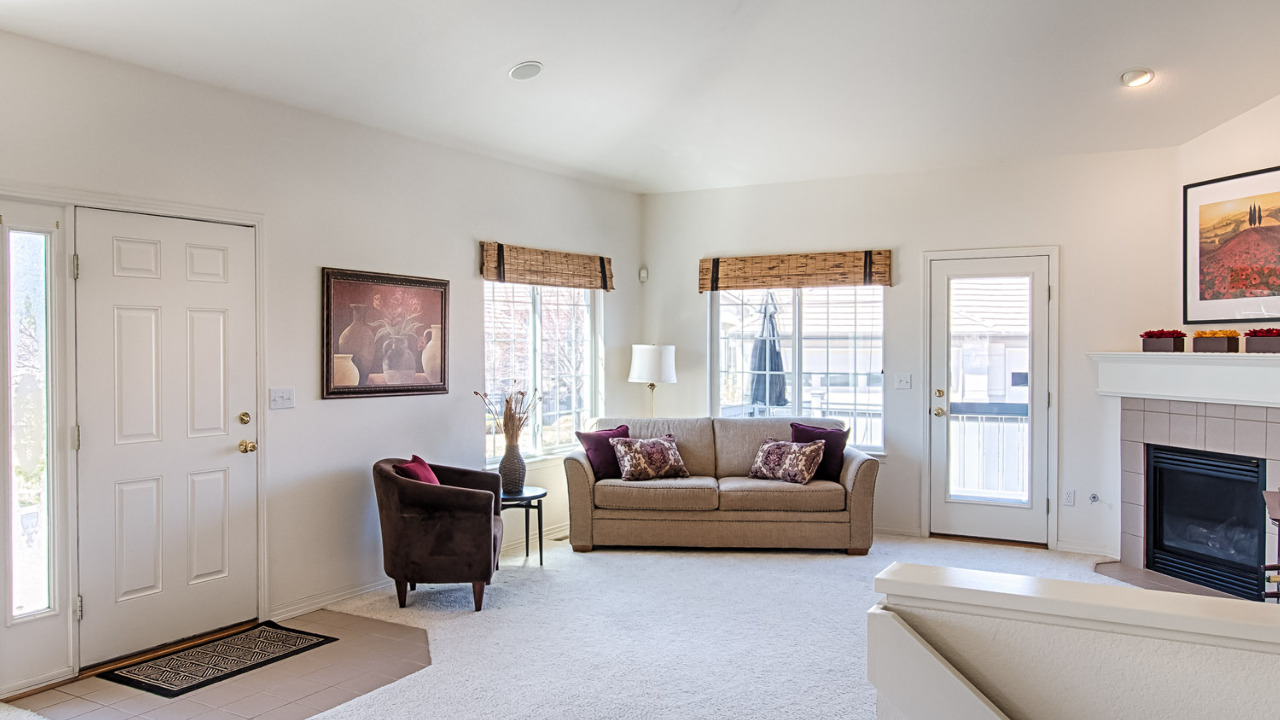 Living Room with Fireplace