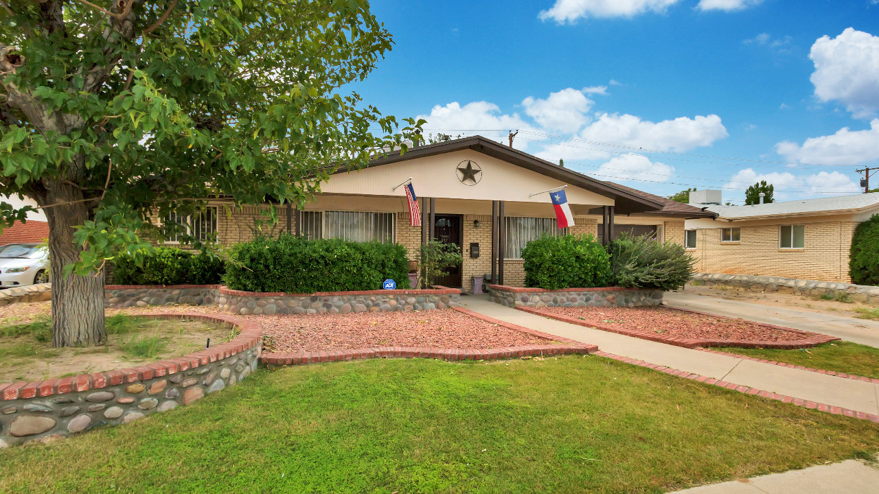 9820 Lockerbie, El Paso, TX, 79925 Scene 2