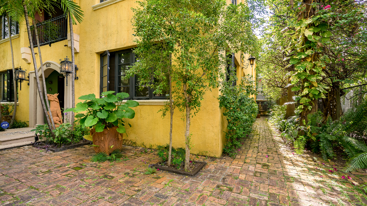632-15th-St-02