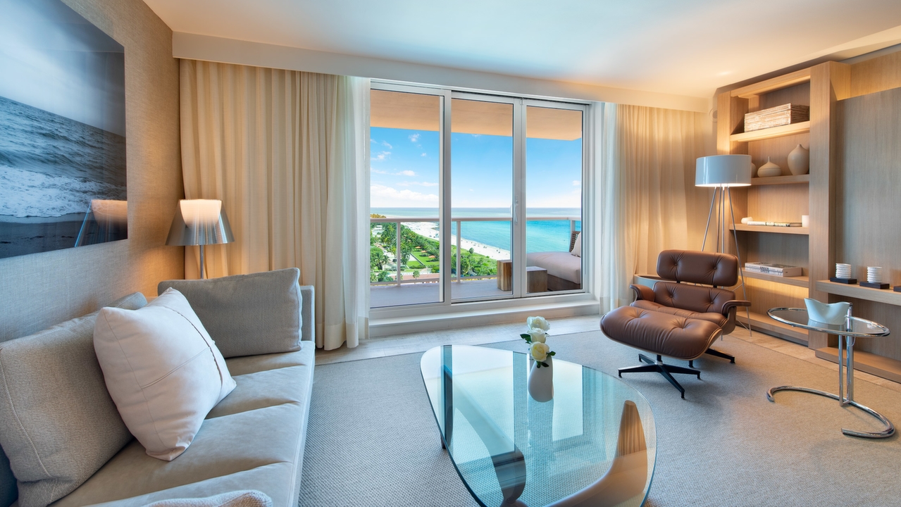 1-Hotel-&-Homes-#1219-04