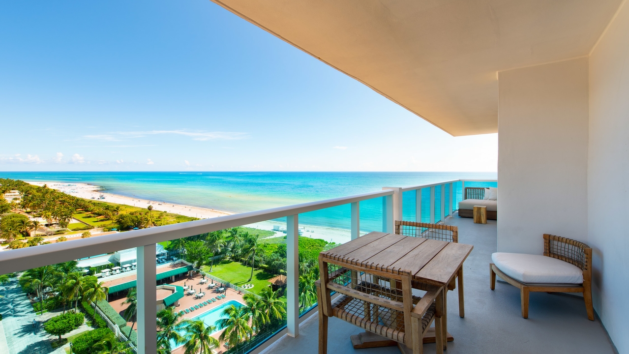 1-Hotel-&-Homes-#1219-05