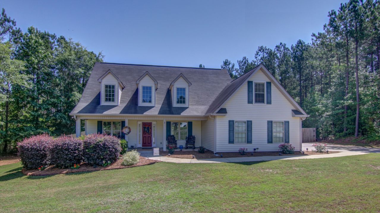 486 Sara Hunter Lane NW