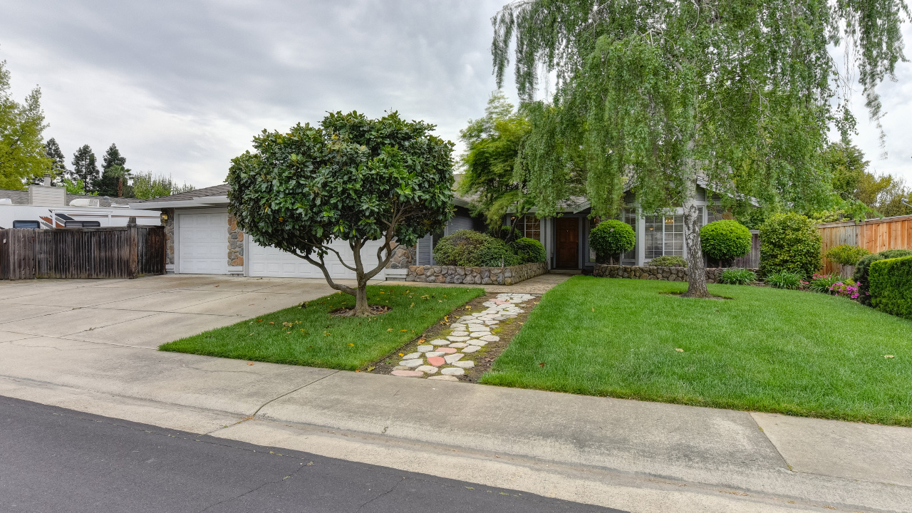 9328 Whittemore Dr., Elk Grove, CA, 95624 Scene 2