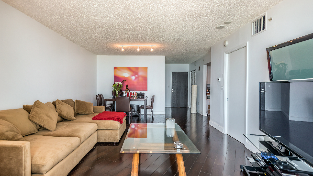 Yacht-Club-at-Portofino-#2707-02