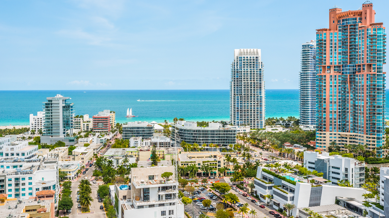 Yacht-Club-at-Portofino-#2707-04