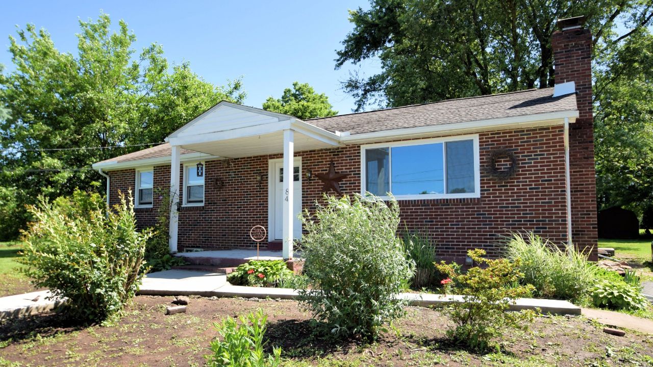 84 Ridge Rd, Phoenixville, PA, 19460 Scene 1