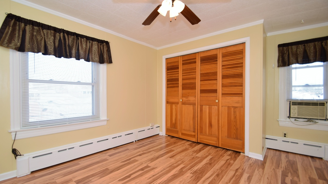 114 E Chestnut St, Souderton, PA, 18964 Scene 4