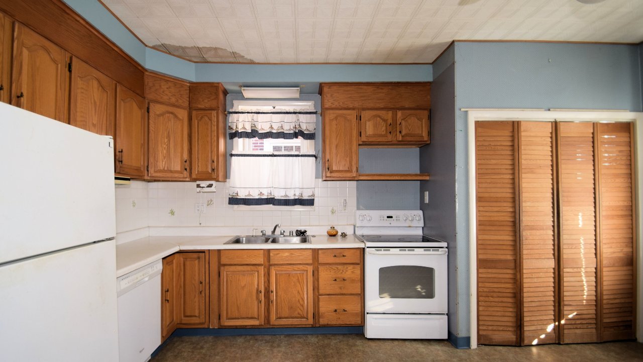 626 Noble St, Norristown, PA, 19401 Scene 4