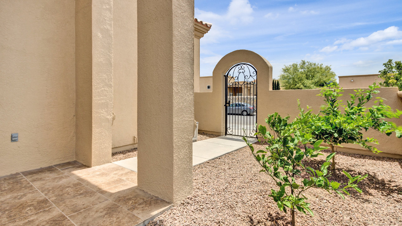 11621 Saint Martin Way, El Paso, TX, 79936 Scene 4