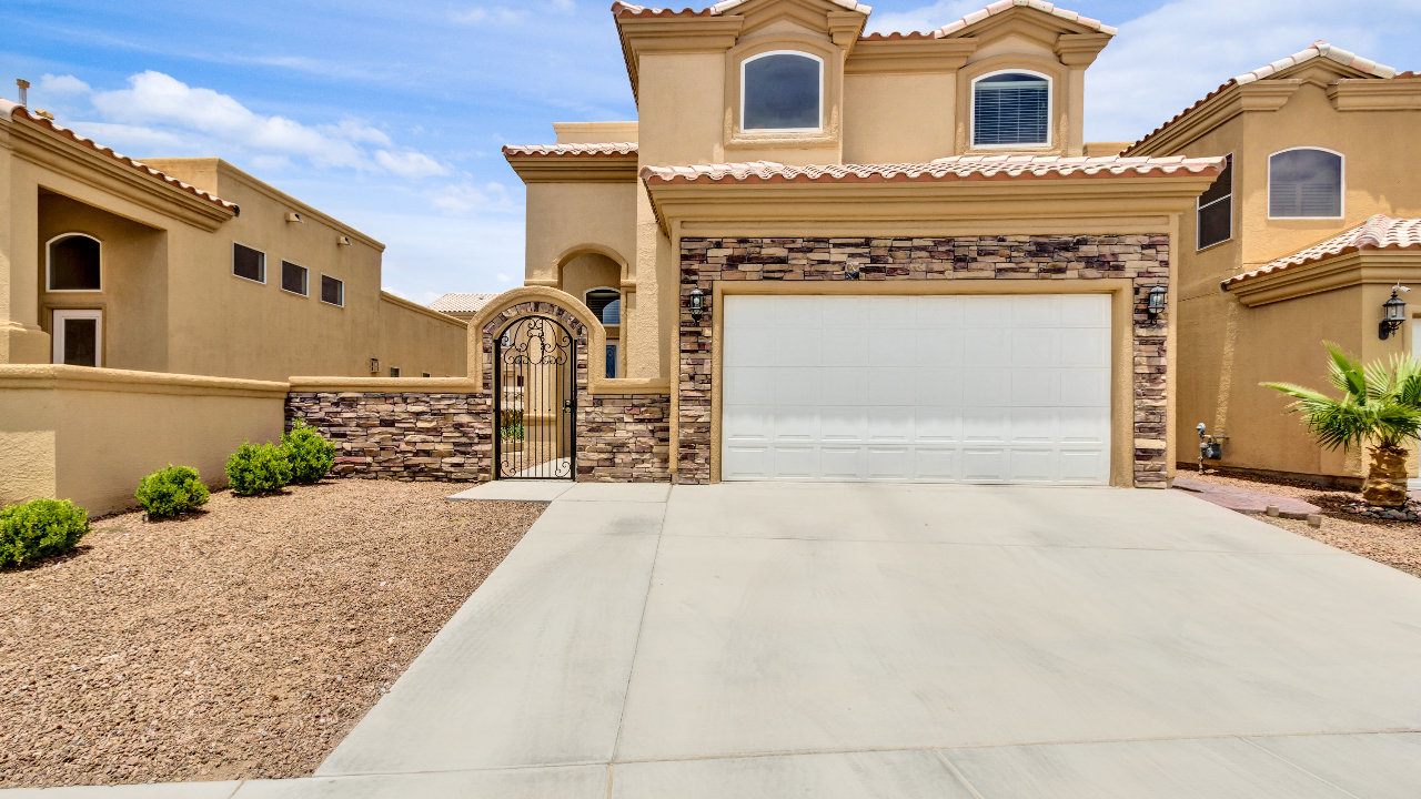 11621 Saint Martin Way, El Paso, TX, 79936 Scene 1