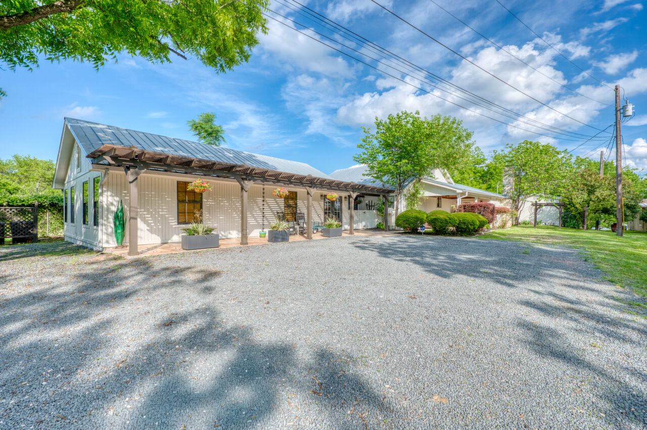 1102 Euel Moore, Kingsland, TX, 78639 Scene 4