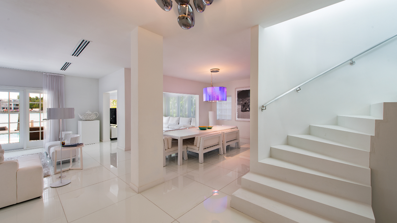 244-W-San-Marino-Dr-04