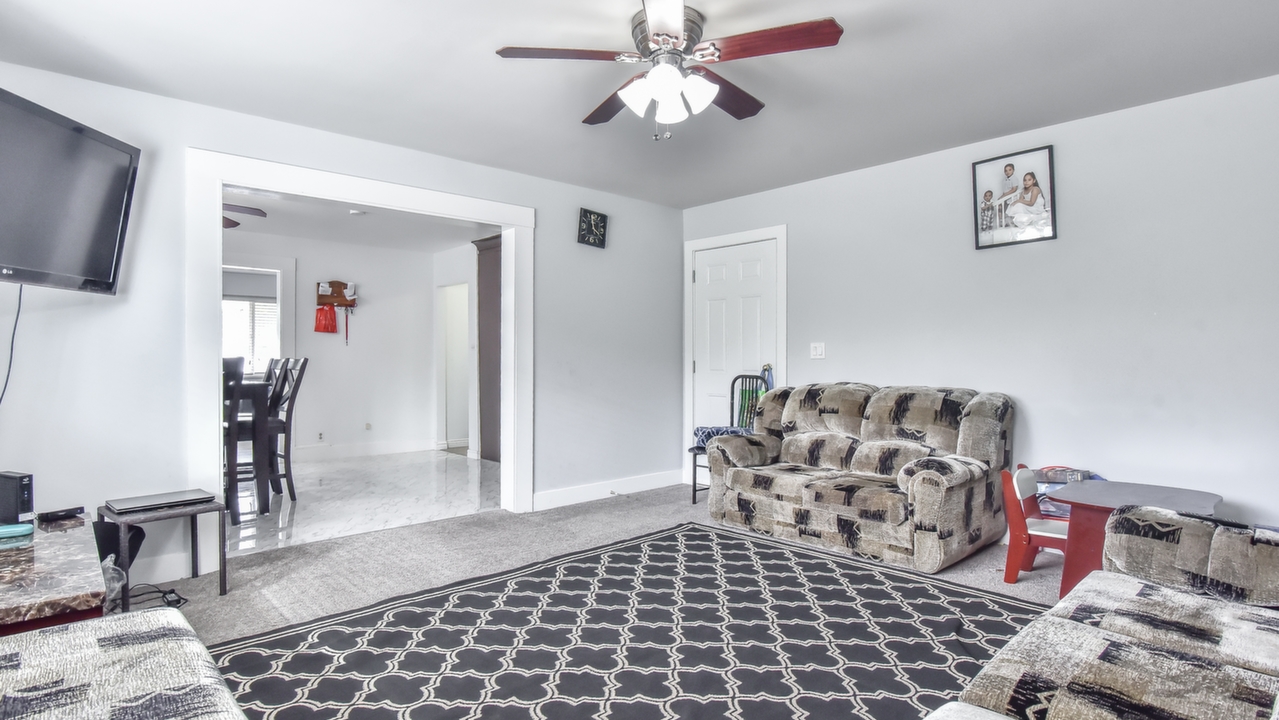 12818 92A Ave., Surrey, BC, V3V 1J8 Scene 4