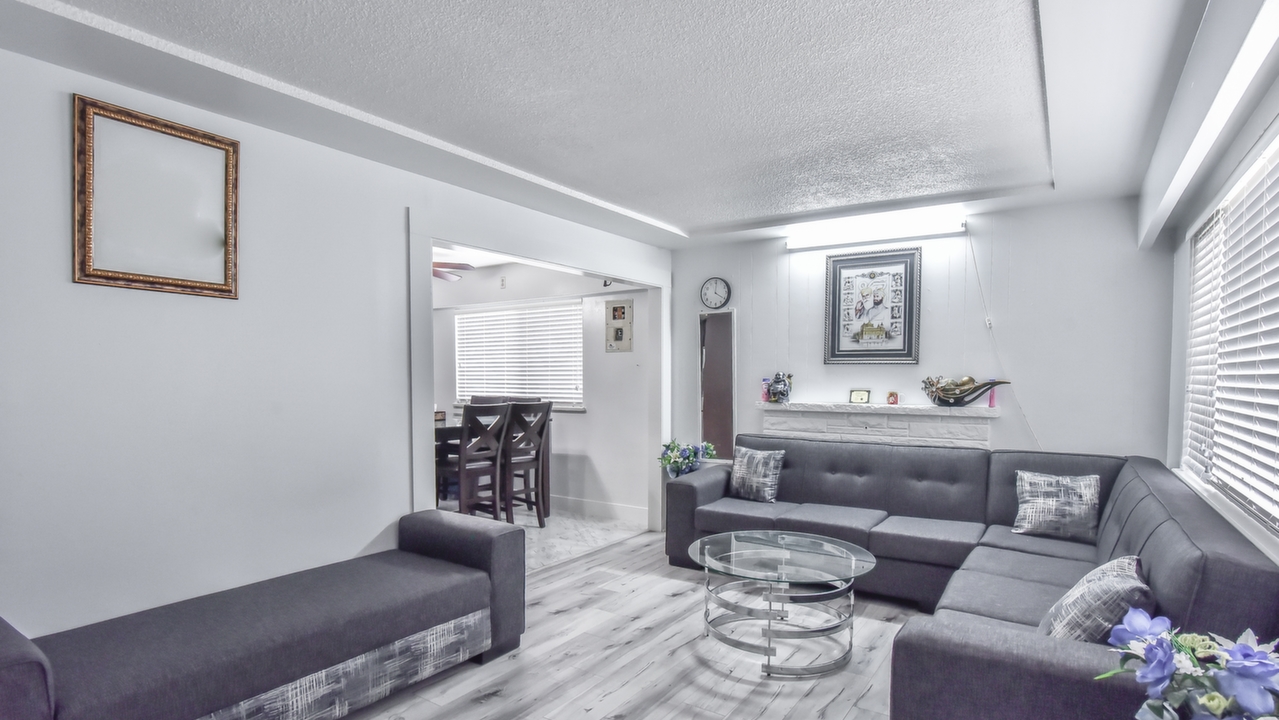 12818 92A Ave., Surrey, BC, V3V 1J8 Scene 3